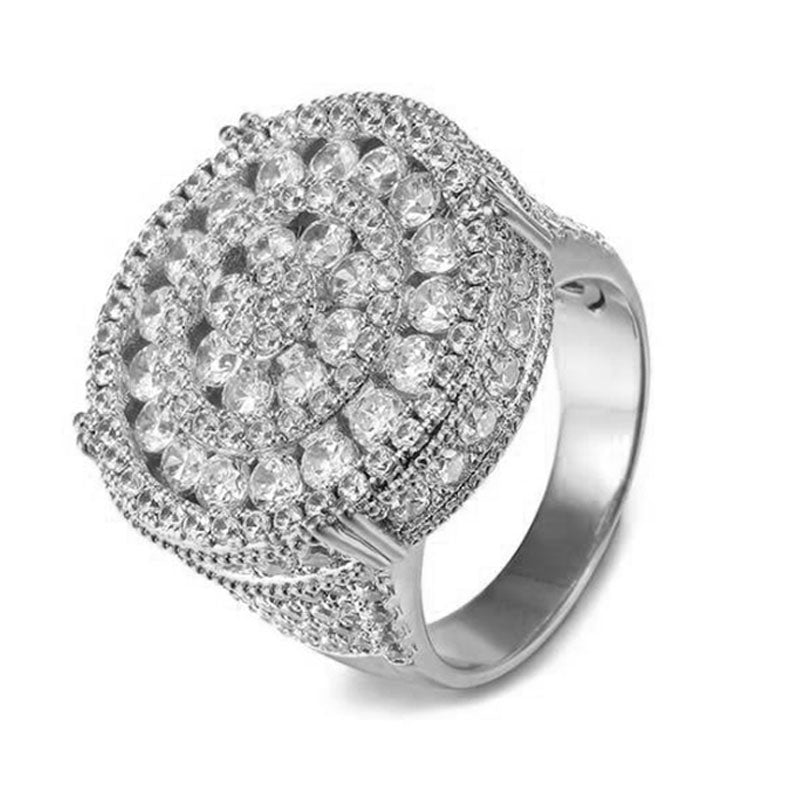 Elegant Hollow Out Round Crystal Ladies Ring Micro Paved Full Bling Iced Out Zircon for Women Men Party Jewelry